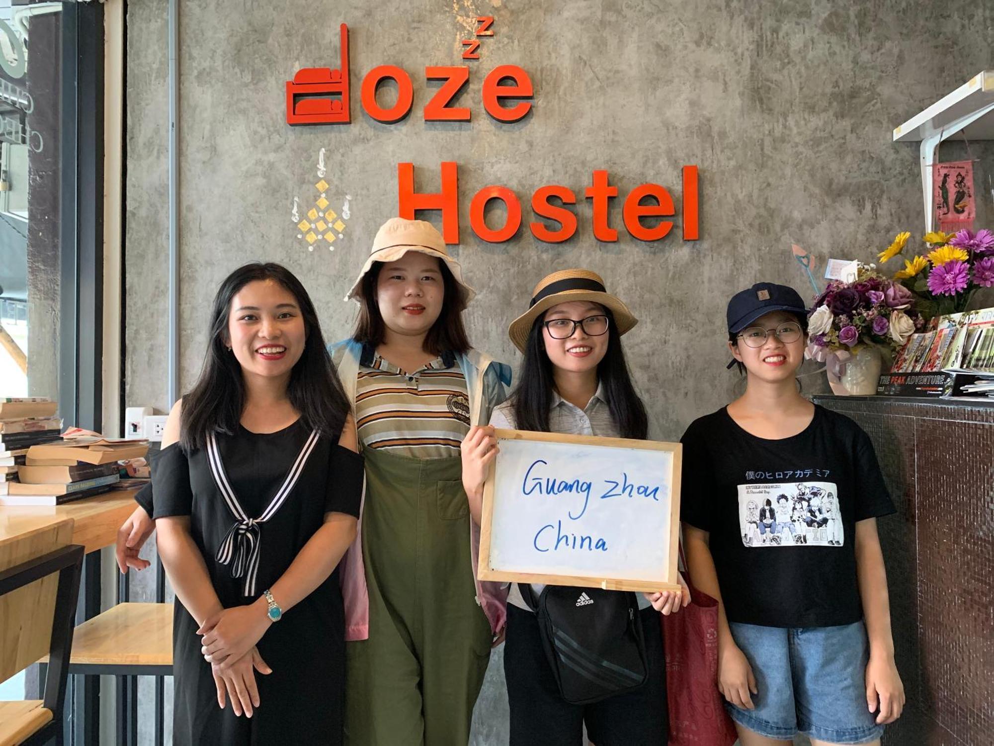 Doze Hostel Chiang Mai Exterior foto